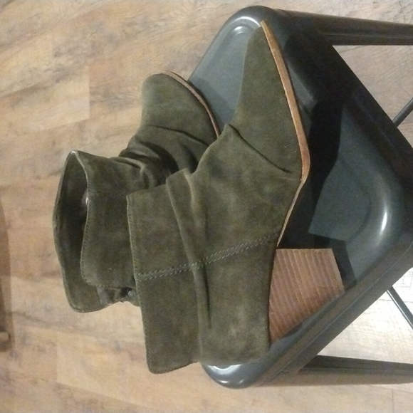 Anthropologie splendid  suede ruffle booties-splendid - Picture 6 of 9